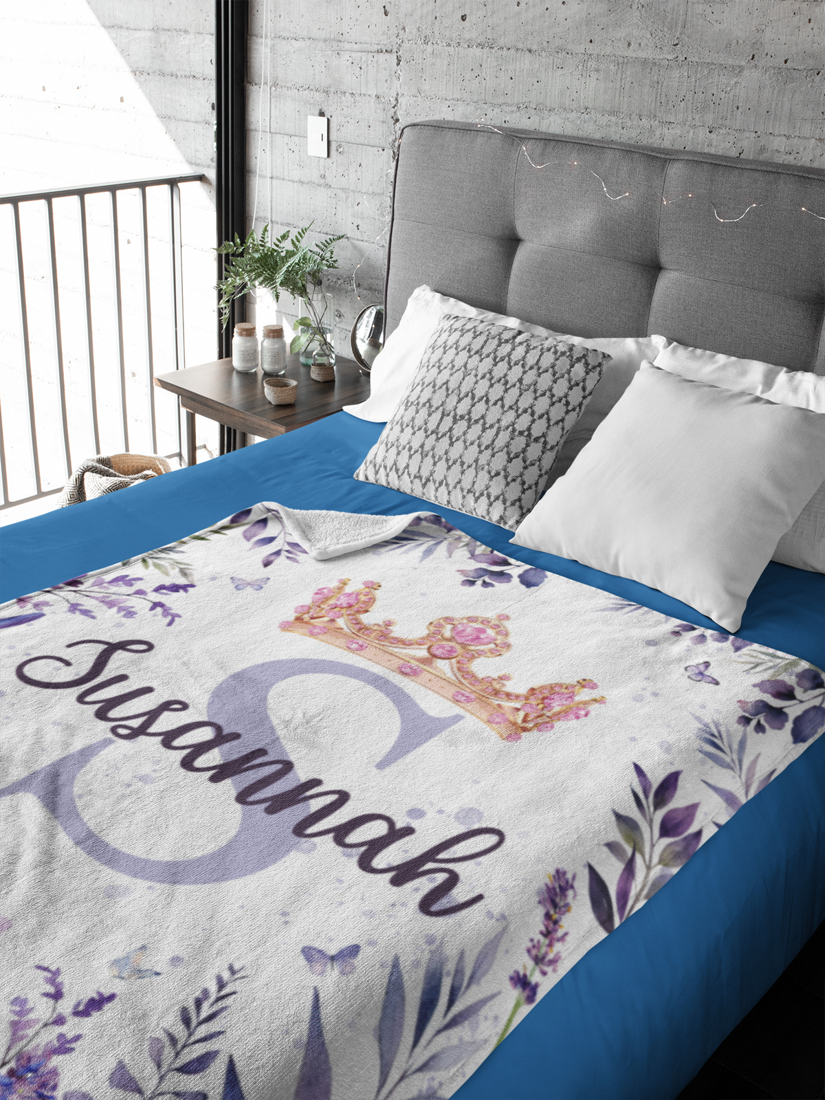 Personalized Watercolor Crown Name Blanket -Gift for Kids